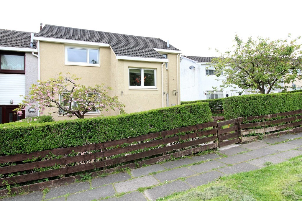 Braehead, Alexandria Eve Property