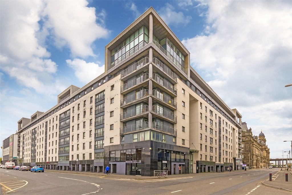 Wallace Street, Glasgow Eve Property