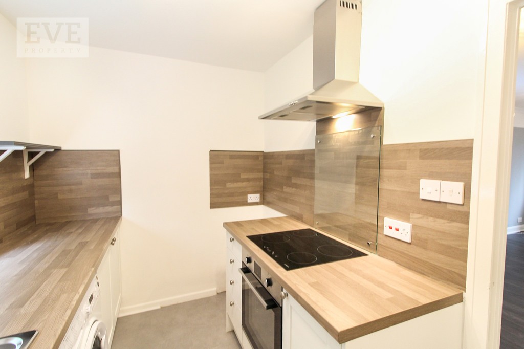 Dorchester Avenue, Glasgow Eve Property