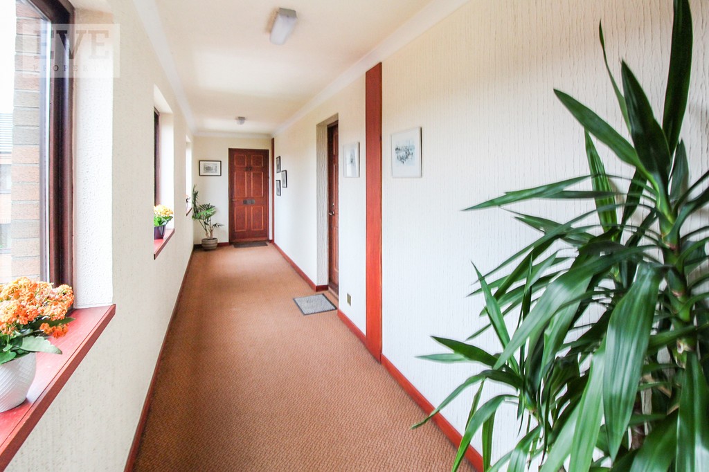 Ascot Court, Glasgow Eve Property