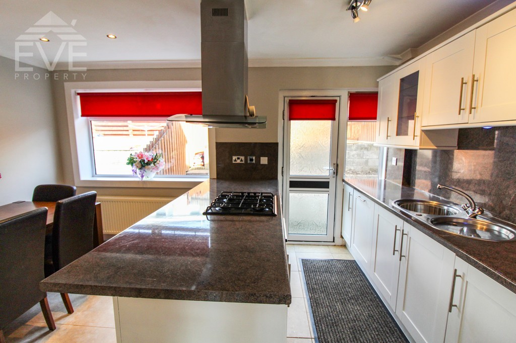 Hunters Avenue, Dumbarton Eve Property