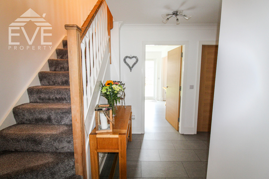 Orissa Drive, Dumbarton Eve Property