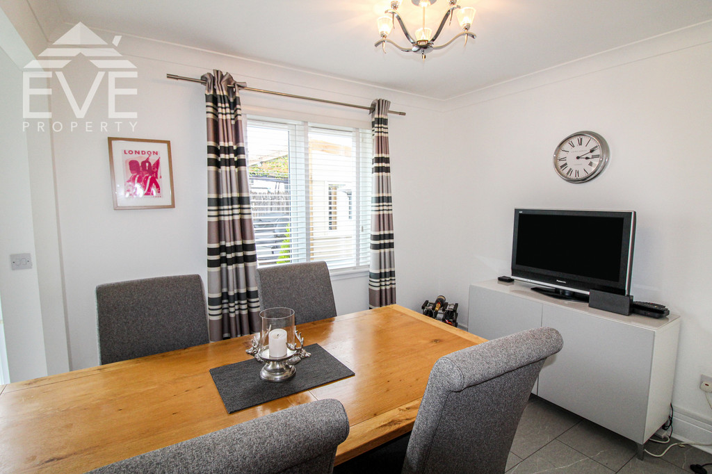 Orissa Drive, Dumbarton Eve Property