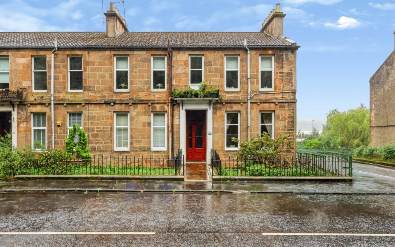 Dumbarton Road, Bowling G60 5AY