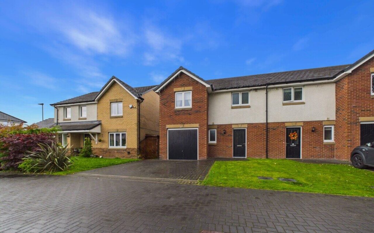 Glen Shira Drive, Dumbarton